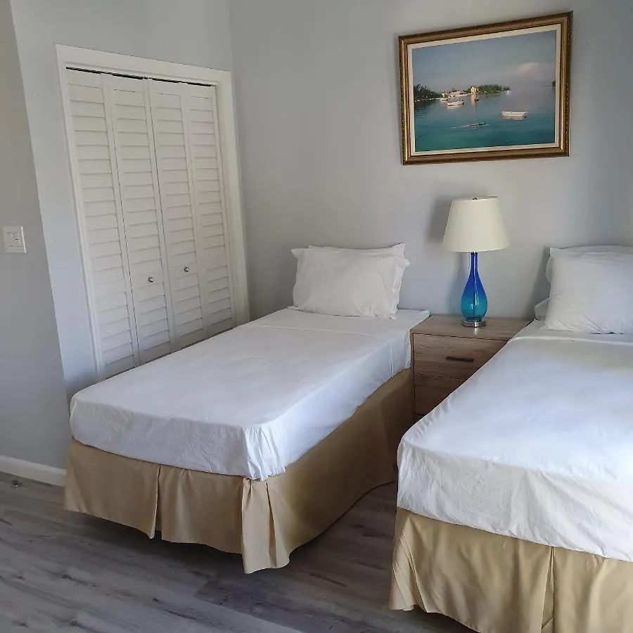 Ocean Breeze Villa 242 나사우