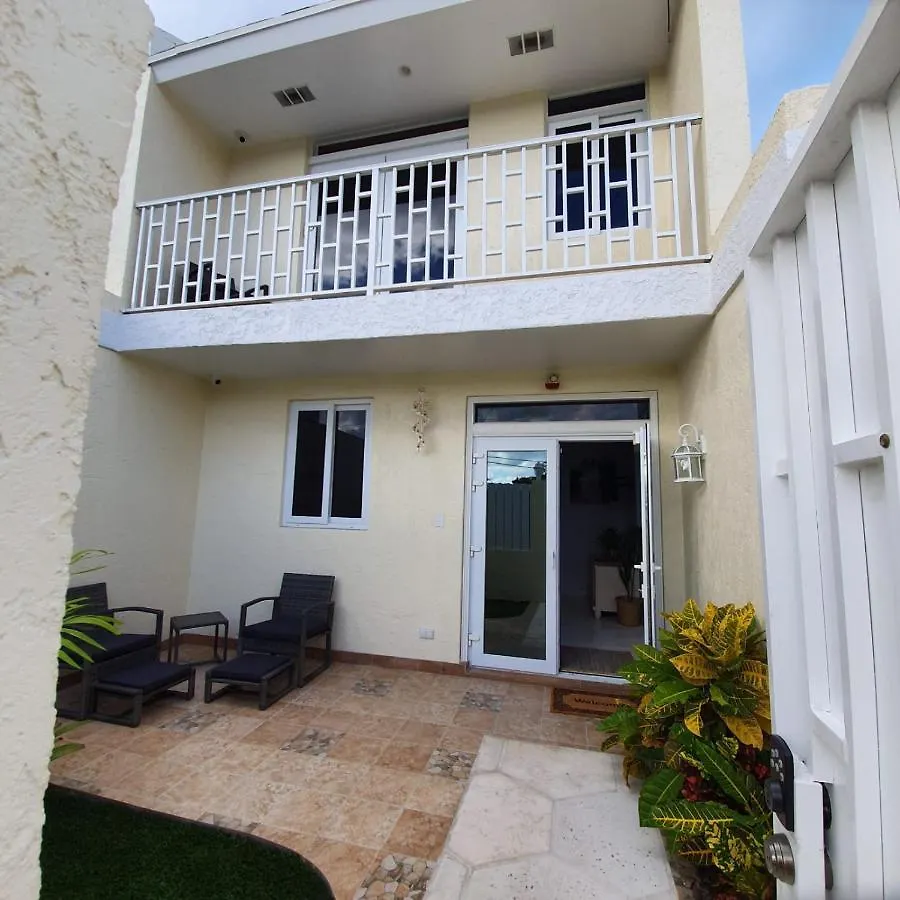 Ocean Breeze Villa 242 나사우 바하마